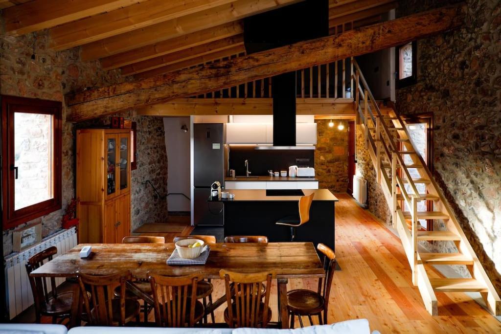 Preciosa Casa Rural Cal Jaumet Cava Bagian luar foto